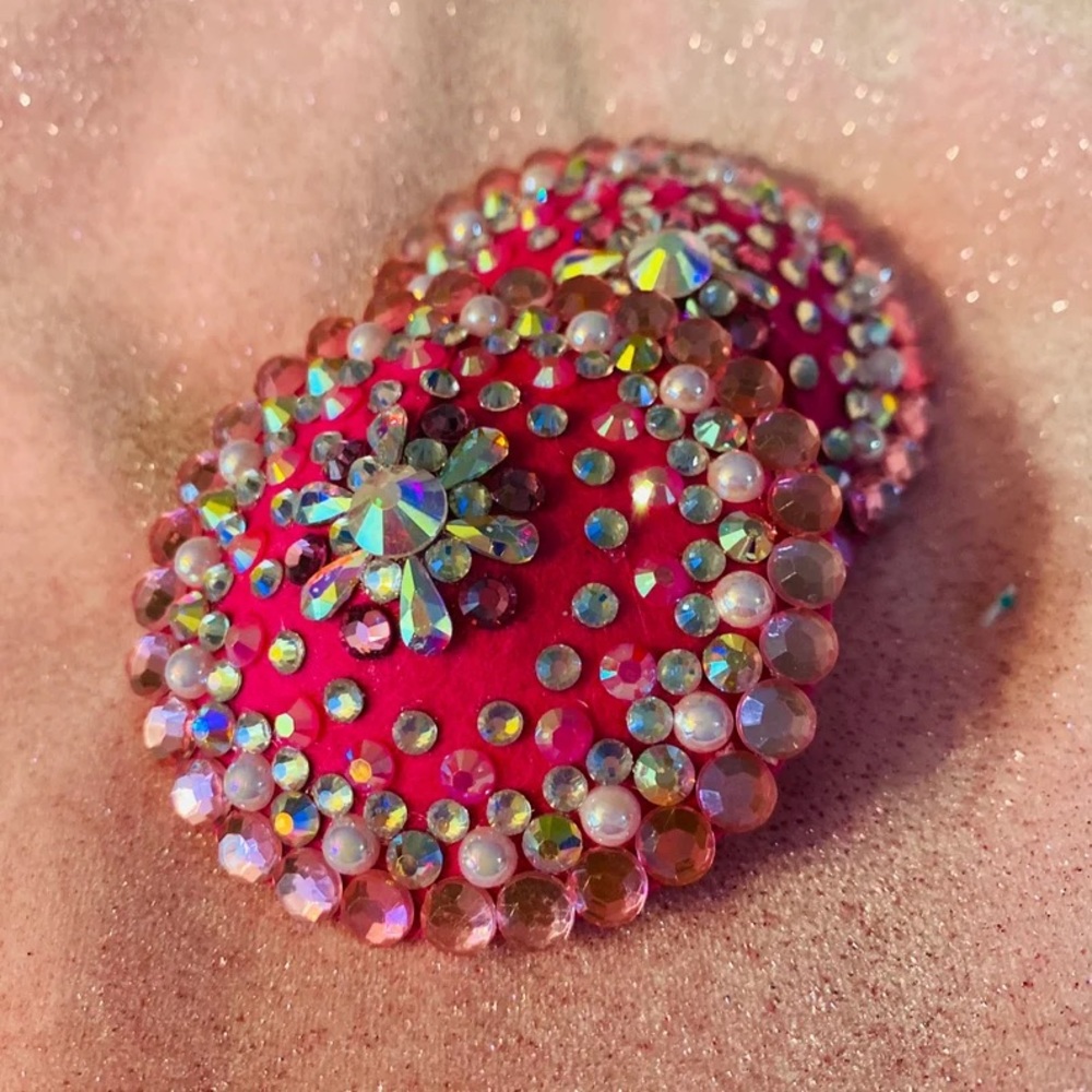 Hand Made Rhinestone Reusable Nipple Pasties - Picture 3 of 3